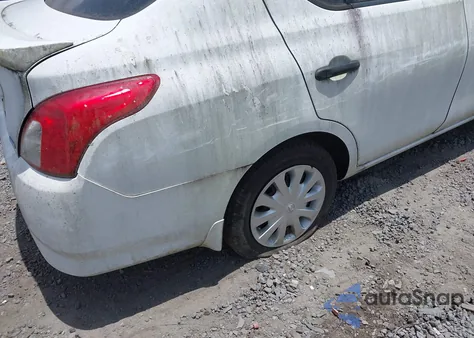 2016 Nissan Versa 1.6 S+ z USA, uszkodzony, nr VIN 3N1CN7AP9GL865214